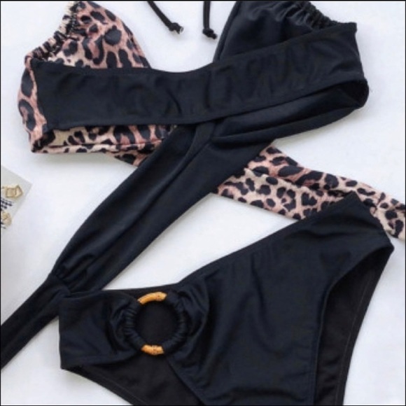 Beachbum Leopard Print Bikini Set - Picture 4 of 4